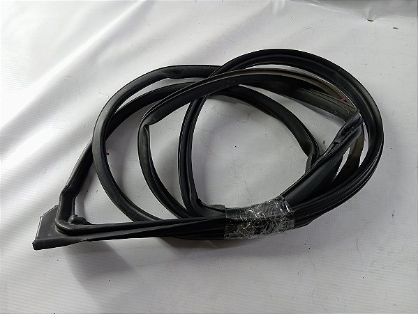 BORRACHA CONTORNO PORTA DIANTEIRO DIREITO TOYOTA YARIS 2023