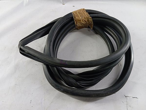 BORRACHA PORTA TRASEIRA DIREITA TOYOTA YARIS SEDAN 2023