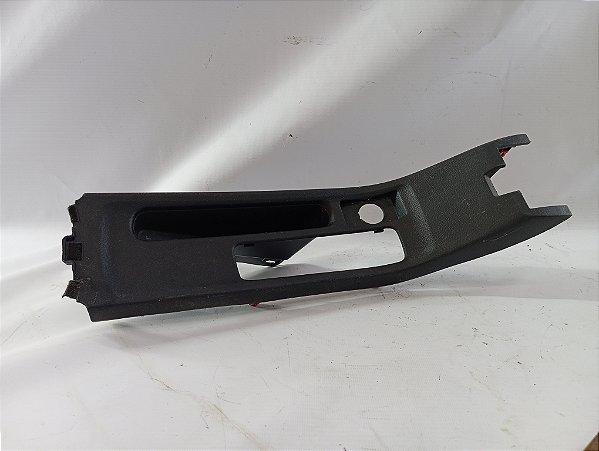 MOLDURA ALAVANCA FREIO DE MAO TOYOTA YARIS 2023