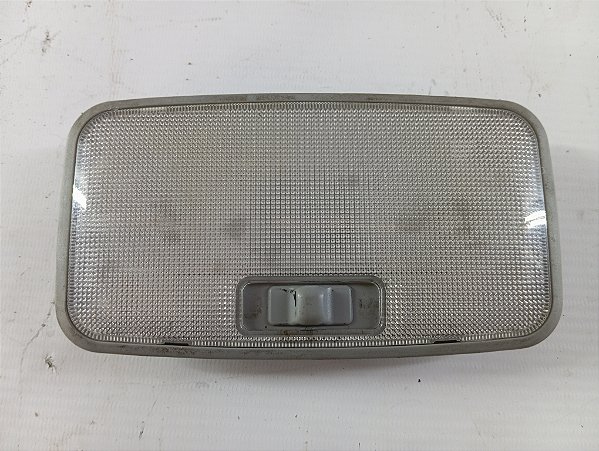 LUZ DO TETO TRASEIRA CORTESIA TOYOTA YARIS SEDAN 2023
