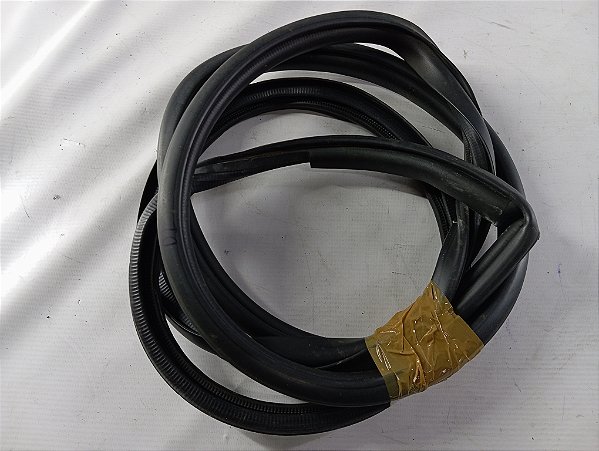 BORRACHA PORTA DIANTEIRA ESQUERDA TOYOTA YARIS 2023