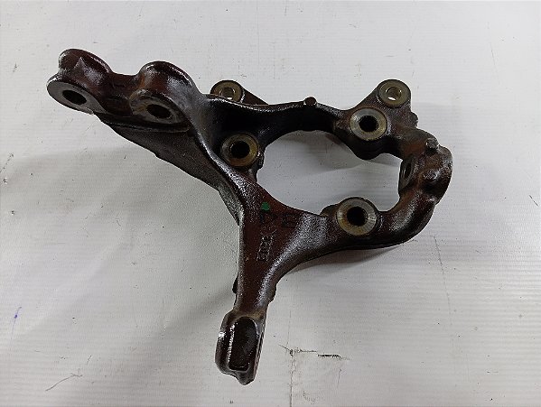 MANGA EIXO MONTANTE DIANTEIRO ESQU YARIS 1.5 AUTOMATICO 2023
