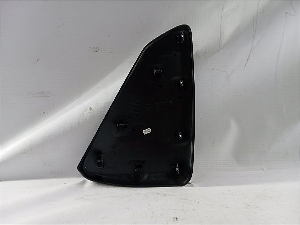 ACABAMENTO LATERAL PAINEL LADO ESQUERDO PEUGEOT 208 2022