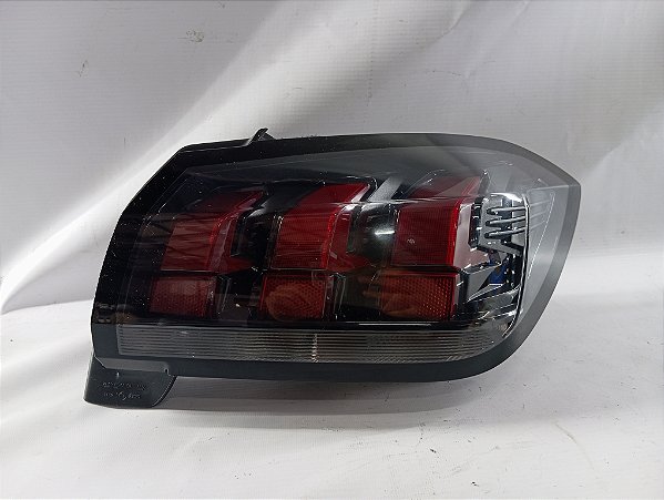 LANTERNA LED TRASEIRA DIREITA PEUGEOT 208 2022 ORIG PERFEITA