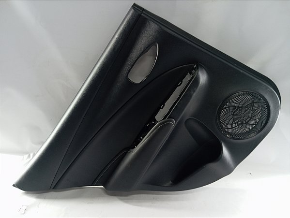 FORRO LATERAL PORTA TRASEIRA ESQUERDA YARIS HATCH 21/22