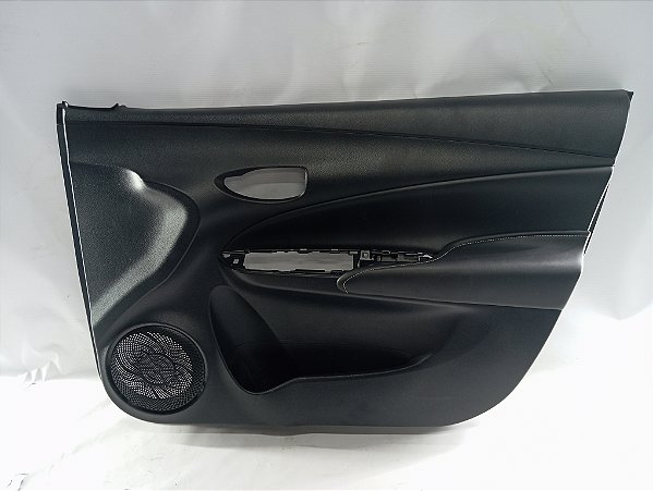 FORRO LATERAL PORTA DIANTEIRA DIREITA TOYOTA YARIS 21/22