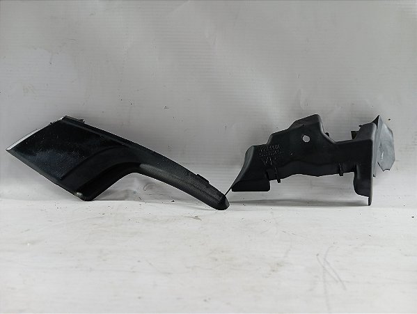 PAR BORRACHA ACABAMENTO CAPO PARABRISA LD DIREIT YARIS 21/22