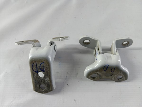 PAR DOBRADIÇA PORTA DIANTEIRA DIREITA TOYOTA YARIS 21/22