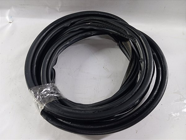BORRACHA TAMPA TRASEIRA PORTA MALAS TOYOTA YARIS HATCH 21/22