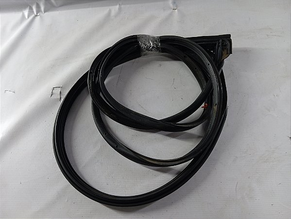 BORRACHA CONTORNO PORTA DIANTEIRA ESQUERDA TOYOT YARIS 21/22