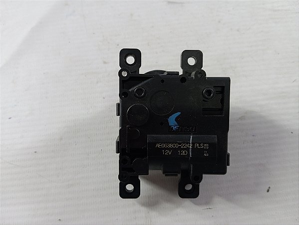 MOTOR DIRECIONADOR AR VENTILADOR PAINEL DIFUSOR YARIS 21/22