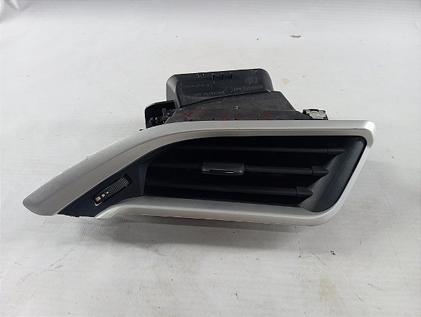 DIFUSOR AR LADO DIREITO PAINEL ORIGINAL PEUGEOT 2008 2019/20