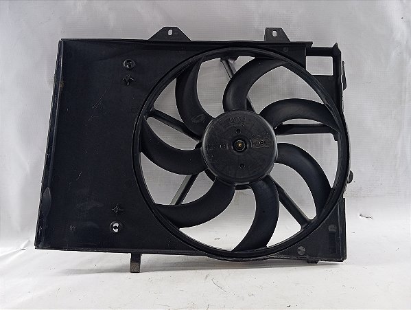 DEFLETOR RADIADOR MOTOR VENTOINHA PEUGEOT 2008 1.6 AUT 19/20