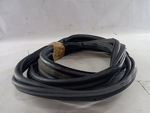 BORRACHA CONTONO PORTA MALAS ORIGINAL PEUGEOT 2008 2019/20