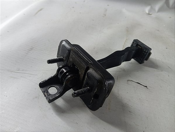 LIMITADOR DA PORTA TRASEIRA DIREITA PEUGEOT 208 2013 2014