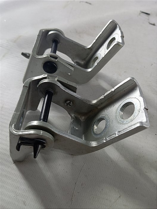 PAR DOBRADIÇA PORTA TRASEIRA ESQUERDA PEUGEOT 208 2013 2014