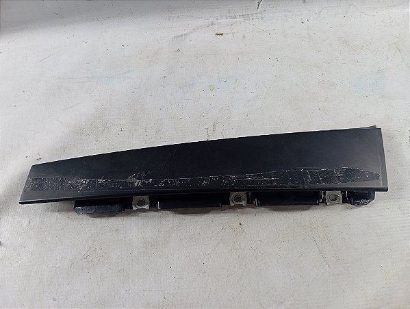 ACABAMENTO EXTERNO COLUNA PORTA TRAs DIR PEUGEOT 208 13 14