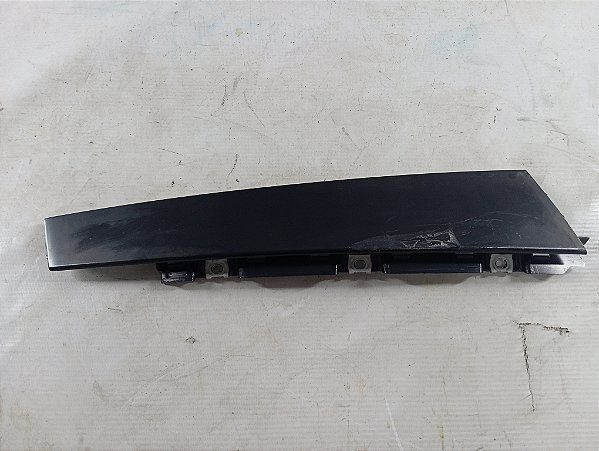 ACABAMENTO EXTERNO COLUNA PORTA DIANT ESQ PEUGEOT 208 13 14