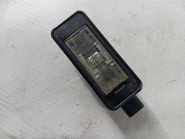 LUZ PLACA  PEUGEOT 208 2013 2014 ORIGINAL