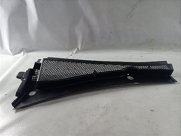 GRELHA CHURRASQUEIRA LD  ESQUERDO PEUGEOT 208 2013 2014