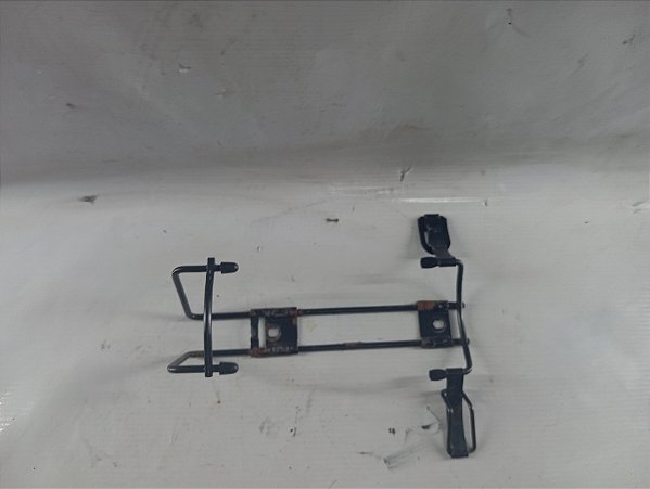 SUPORTE DE EXTINTOR DE INCENDIO PEUGEOT 208 2013 2014