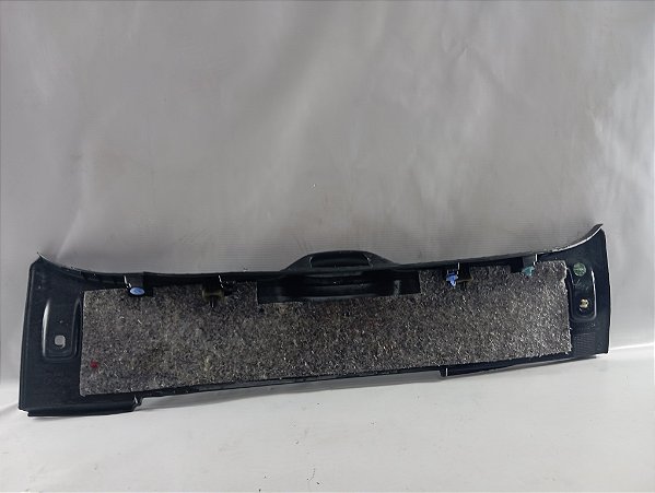 ACABAMENTO INTERNO TAMPA TRASEIRA PEUGEOT 208 2013 2014