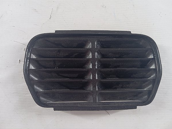 GRADE DIFUSOR PORTA MALAS PEUGEOT 208 2013 2014