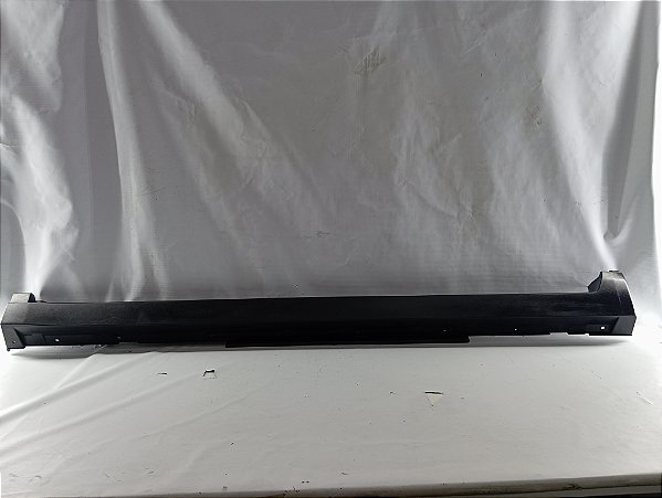 SPOILER SAIA LATERAL LD DIREITO ORIGINAL NISSAN KICKS 2025