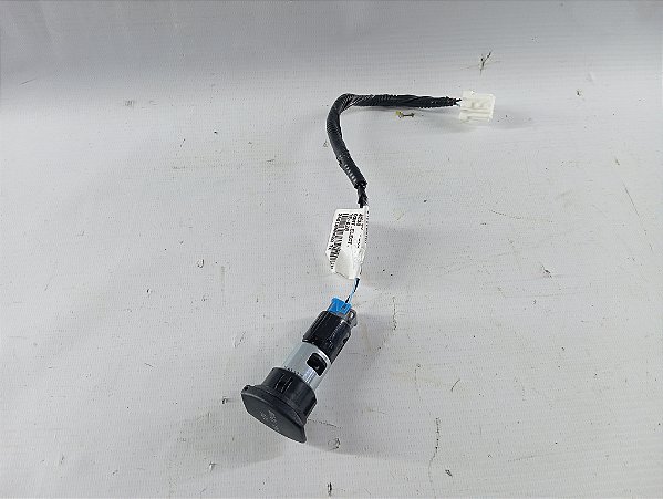 PLUG 12V TOMADA CONSOLE CENTRAL ORIGINAL NISSAN KICKS 2025