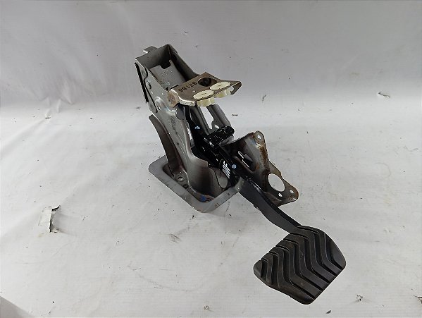 PEDAL DE FREIO ORIGINAL NISSAN KICKS 1.6 AUTO 2025