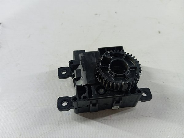 MOTOR RECIRCULADOR AR PAINEL TOYOTA YARIS 2023