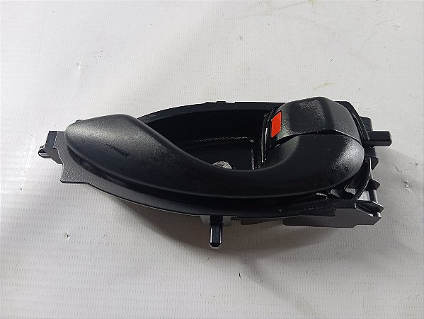 MAÇANETA INTERNA TRASEIRA DIREITA TOYOTA YARIS 2023