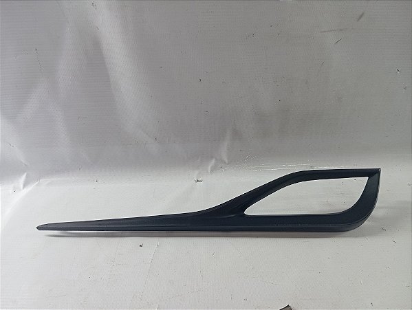 MOLDURA DEFLETOR DE AR LADO DIREITO TOYOTA YARIS 2023
