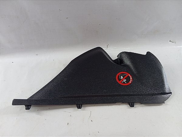 ACABAMENTO LATERAL PAINEL LADO DIREITO TOYOTA YARIS 2023