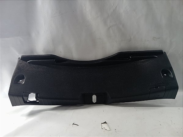 ACABAMENTO TAMPA TRASEIRA TRINCO BATENTE YARIS HATCH 2023