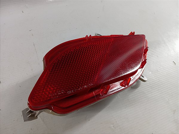 OLHO GATO TRASEIRA ESQUERDA NEBLINA TOYOTA YARIS HATCH 2023