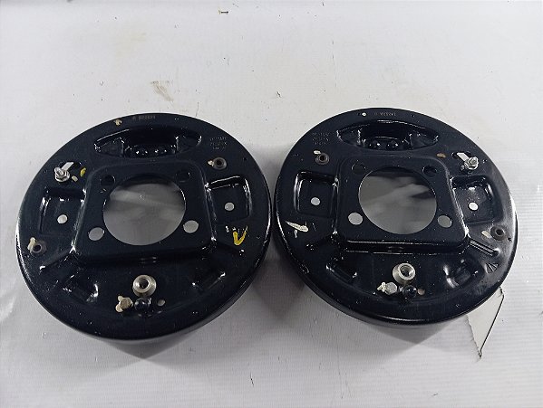 PAR SAPATA ESPELHO CILINDRO FREIO TRASEIRO TOYOTA YARIS 2023