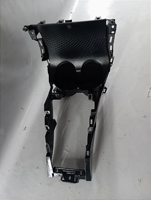 PORTA COPO CONSOLE CENTRAL TOYOTA YARIS 2023