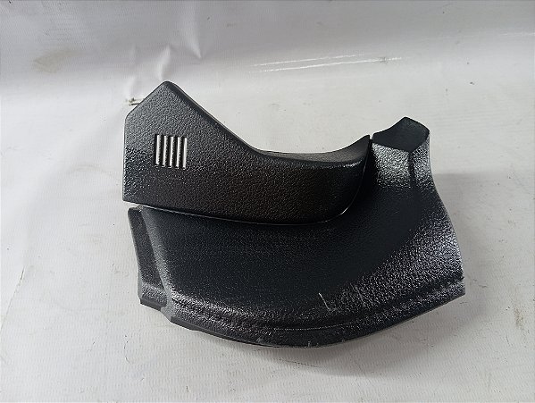 MOLDURA INFERIOR PAINEL LADO ESQUERDO TOYOTA YARIS 2023