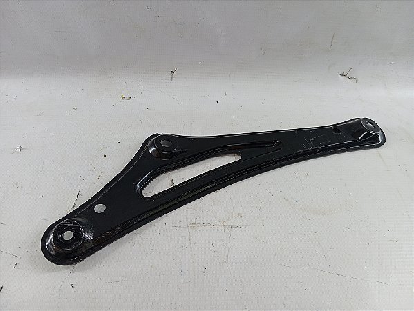 SUPORTE EIXO TRASEIRO LADO DIREITO TOYOTA YARIS 1.5 2023