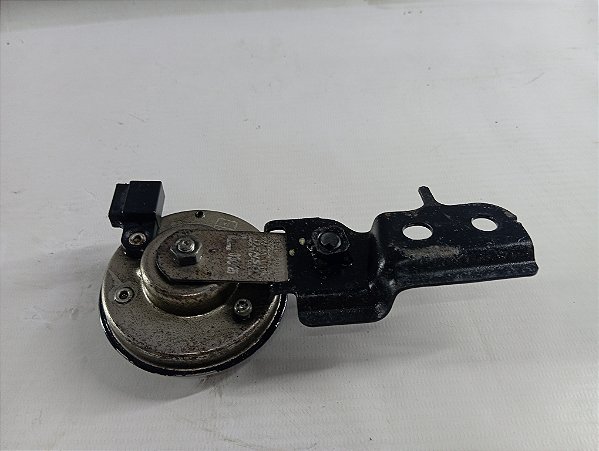 BUZINA ORIGINAL TOYOTA YARIS HATCH 2019 ORIGINAL