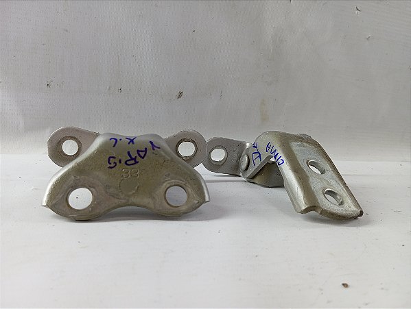 PAR DOBRADIÇA PORTA DIANTEIR ESQUERD TOYOTA HATCH YARIS 2019