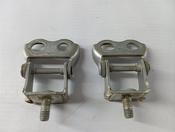 PAR DOBRADIÇA TAMPA TRASEIRA PORTA MALAS YARIS HATCH 2019