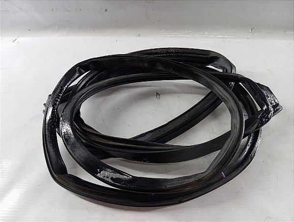 BORRACHA CONTORNO PORTA TRASEIRA DIREITA YARIS HATCH 2019