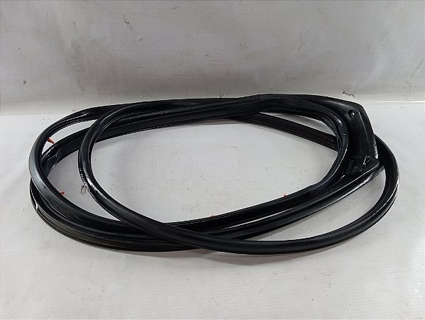 BORRACHA CONTORNO PORTA DIANTEIRA ESQUERDA YARIS 2019