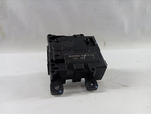MOTOR DIRECIONADOR DIFUSOR AR PAINEL TOYOTA YARIS 2019