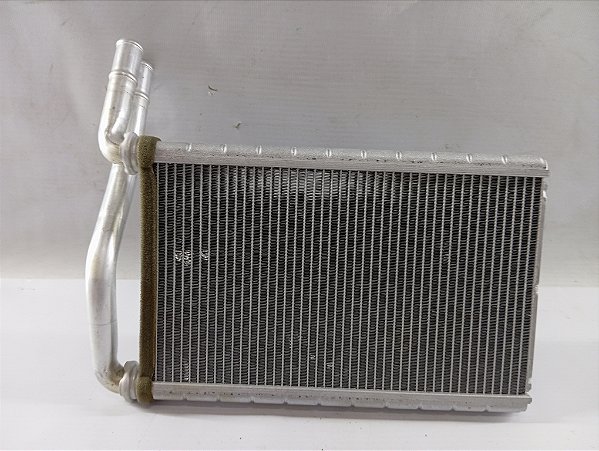 RADIADOR AR QUENTE PAINEL TOYOTA YARIS 2019