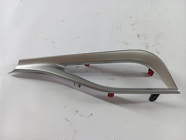MOLDURA DIFUSOR DE AR ESQUERDO PAINEL TOYOTA YARIS 2019