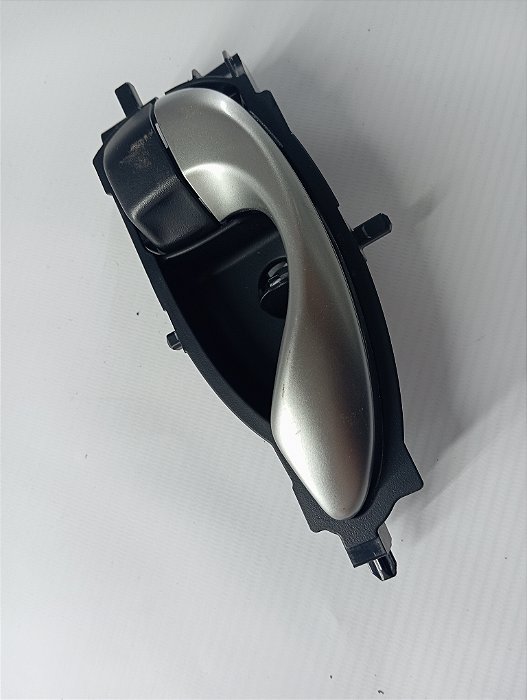 MAÇANETA INTERNA TRASEIRA DIREITA TOYOTA YARIS 2019 ORIGINAL