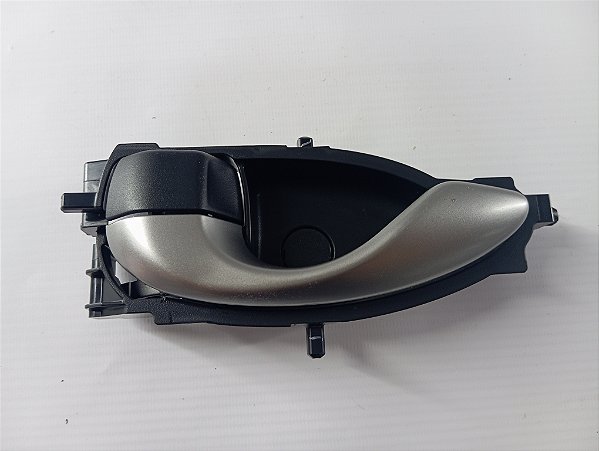 MAÇANETA INTERNA TRASEIRA ESQUERDA TOYOTA YARIS 2019 ORIGINA